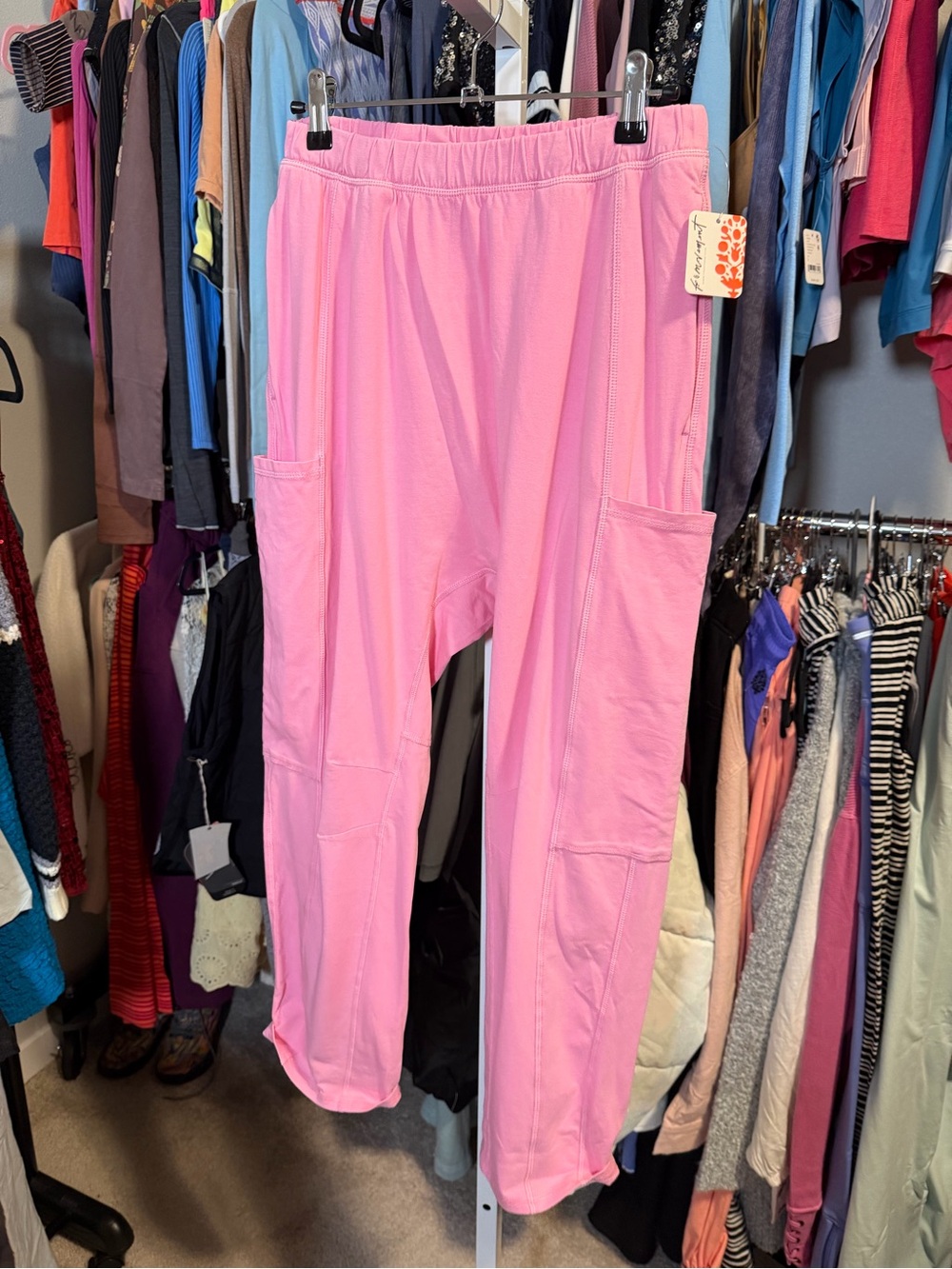 Free people movement, hot shot pants pink icing color? NWT ! $60 - Picture 7 of 9